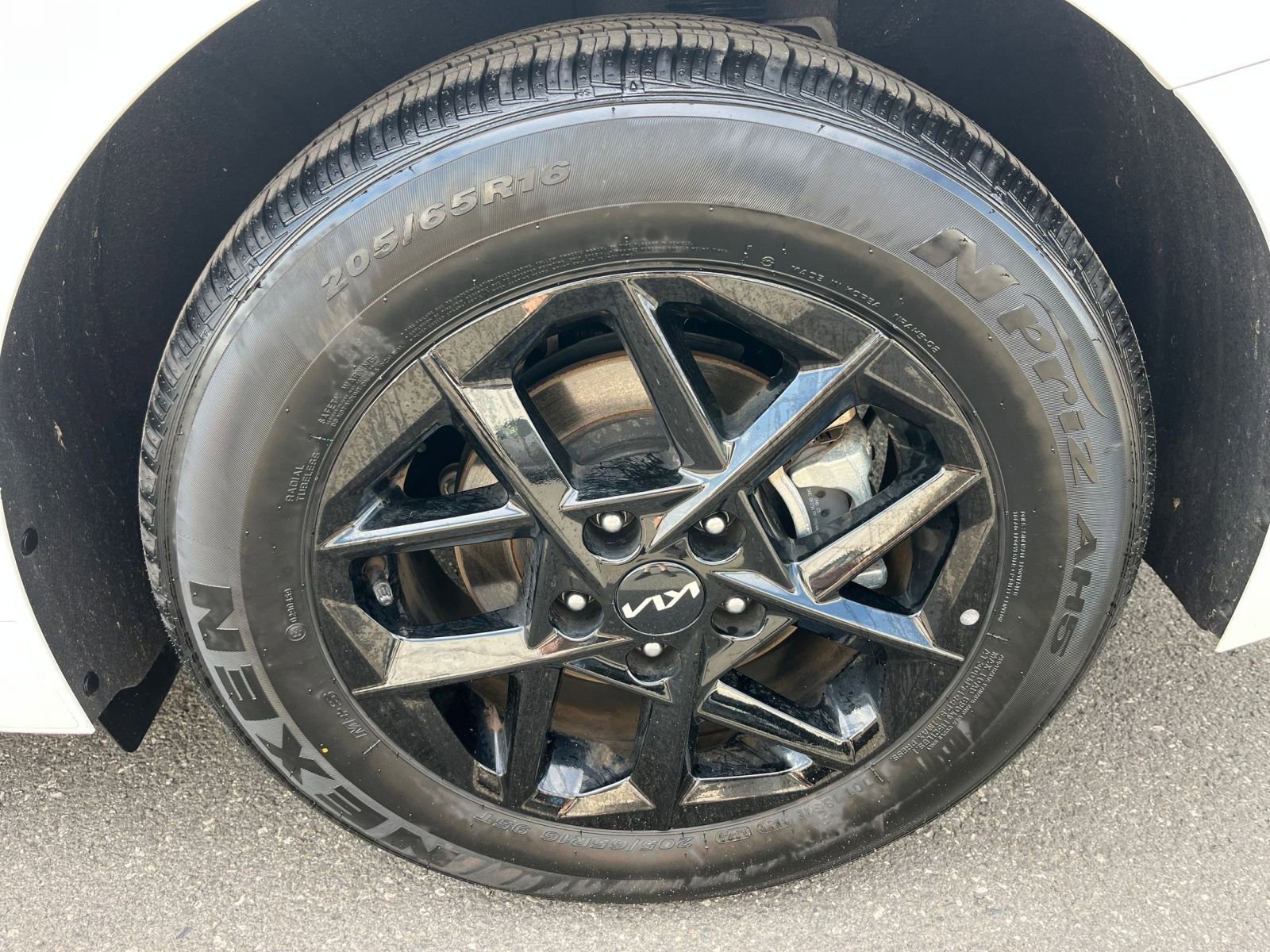 Used 2025 Kia K5 LXS FWD image 30