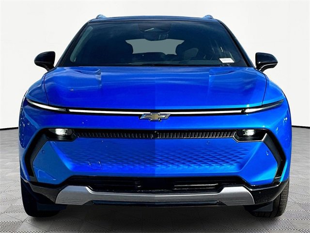 New 2026 Chevrolet Equinox EV LT image 2