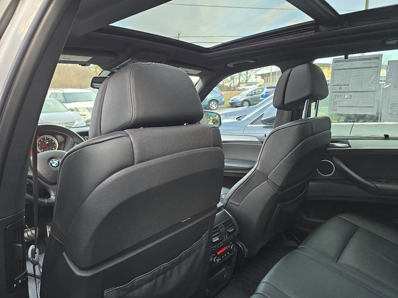 Used 2011 BMW X5 M image 7