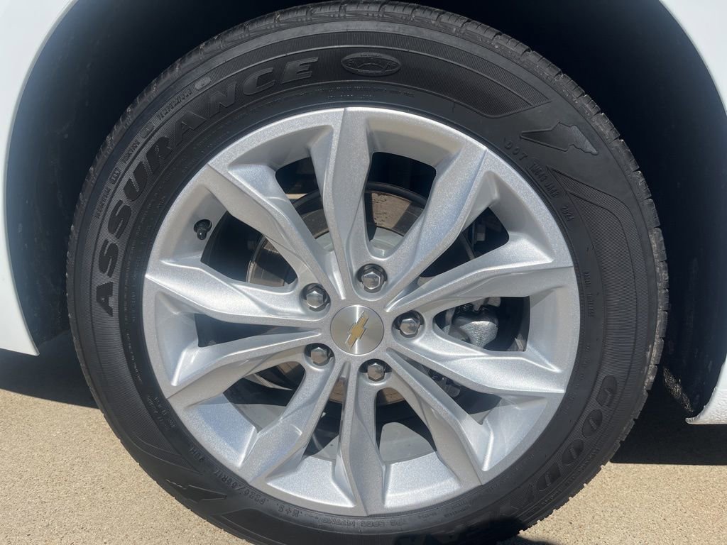 Certified 2025 Chevrolet Malibu LT image 4