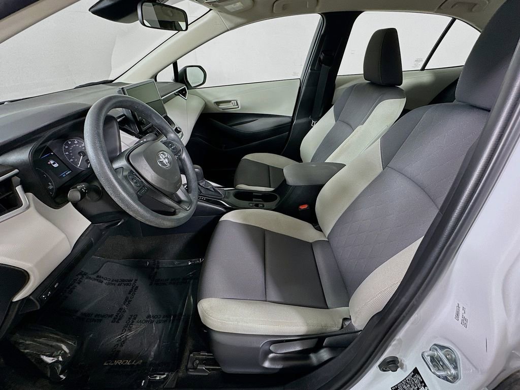 Used 2023 Toyota Corolla LE FWD image 15