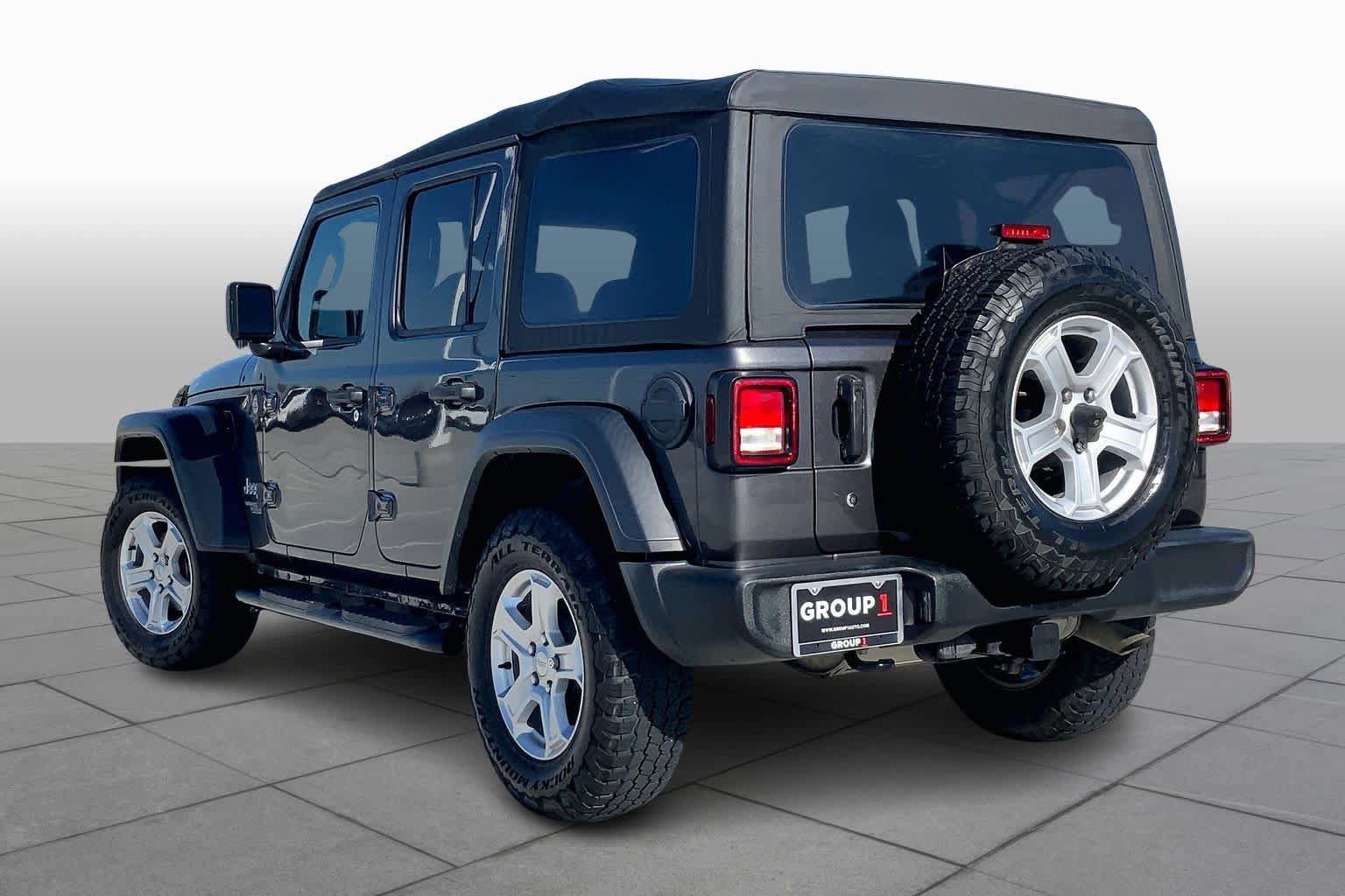 Used 2019 Jeep Wrangler Unlimited Sport S AWD/4WD image 18