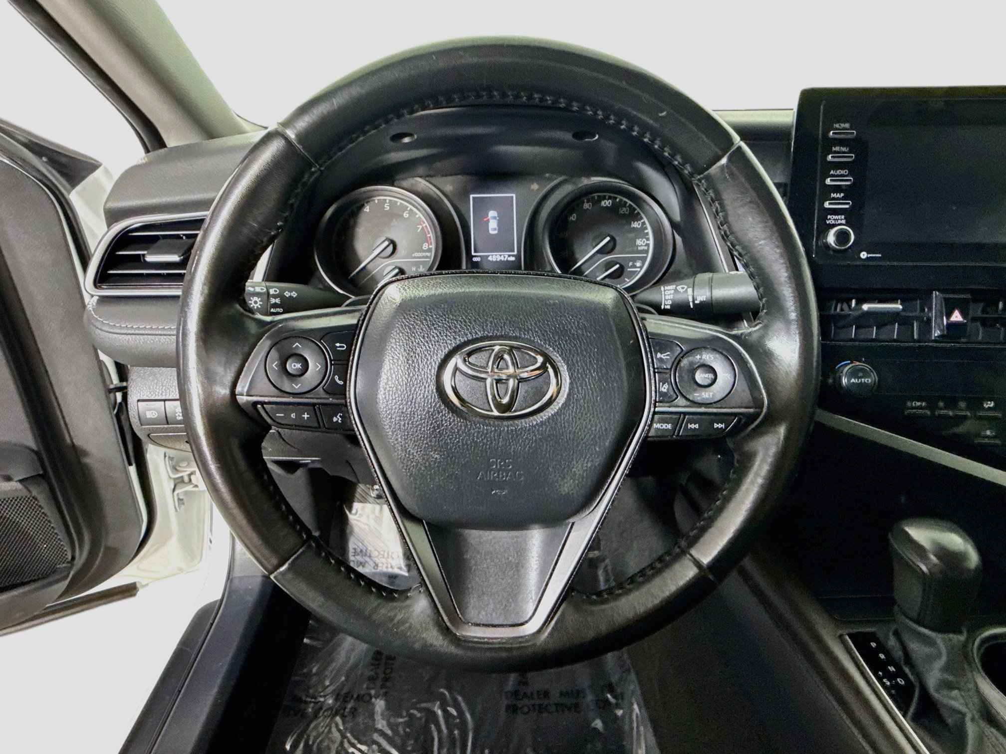Used 2023 Toyota Camry SE FWD image 13