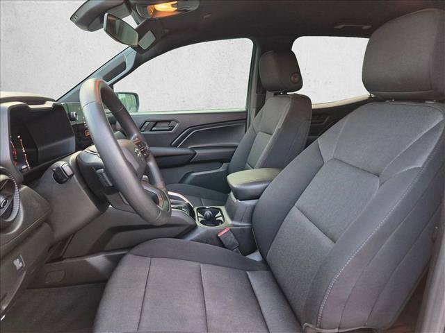 Used 2023 Chevrolet Colorado Trail Boss w/ LPO, Dark Essentials Package AWD/4WD image 11
