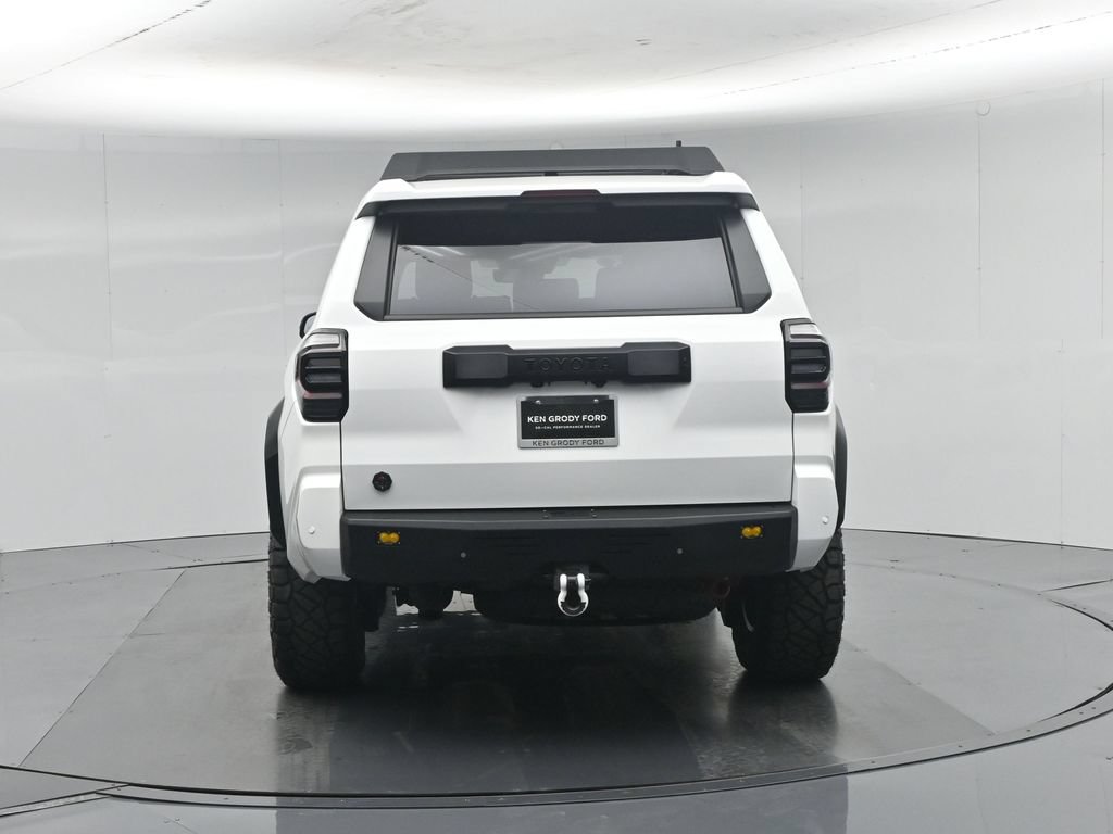 Used 2025 Toyota 4Runner Trailhunter AWD/4WD image 31