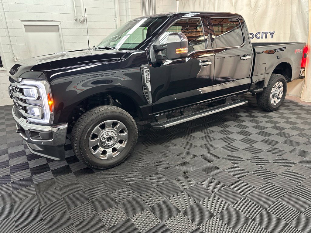 Used 2026 Ford F250 Lariat w/ Lariat Premium Package AWD/4WD image 5