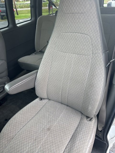 Used 2016 Chevrolet Express 3500 LT w/ LT Preferred Equipment Group image 12