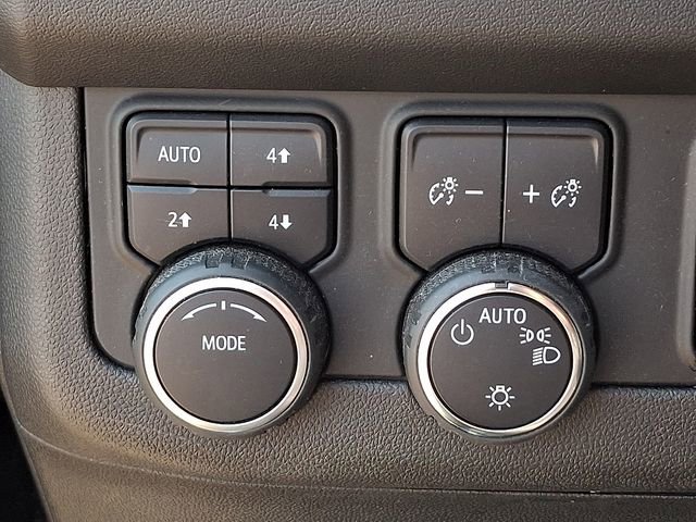 Used 2022 Chevrolet Tahoe RST w/ Sport Performance Package image 25