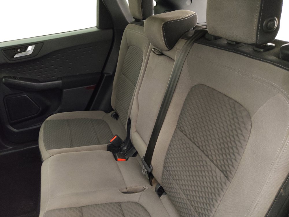 Used 2020 Ford Escape SE FWD image 18