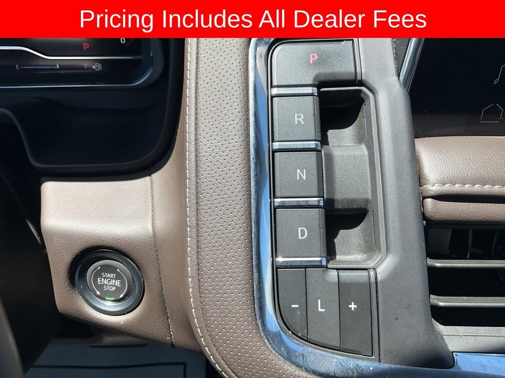 Used 2024 GMC Yukon SLT RWD image 16