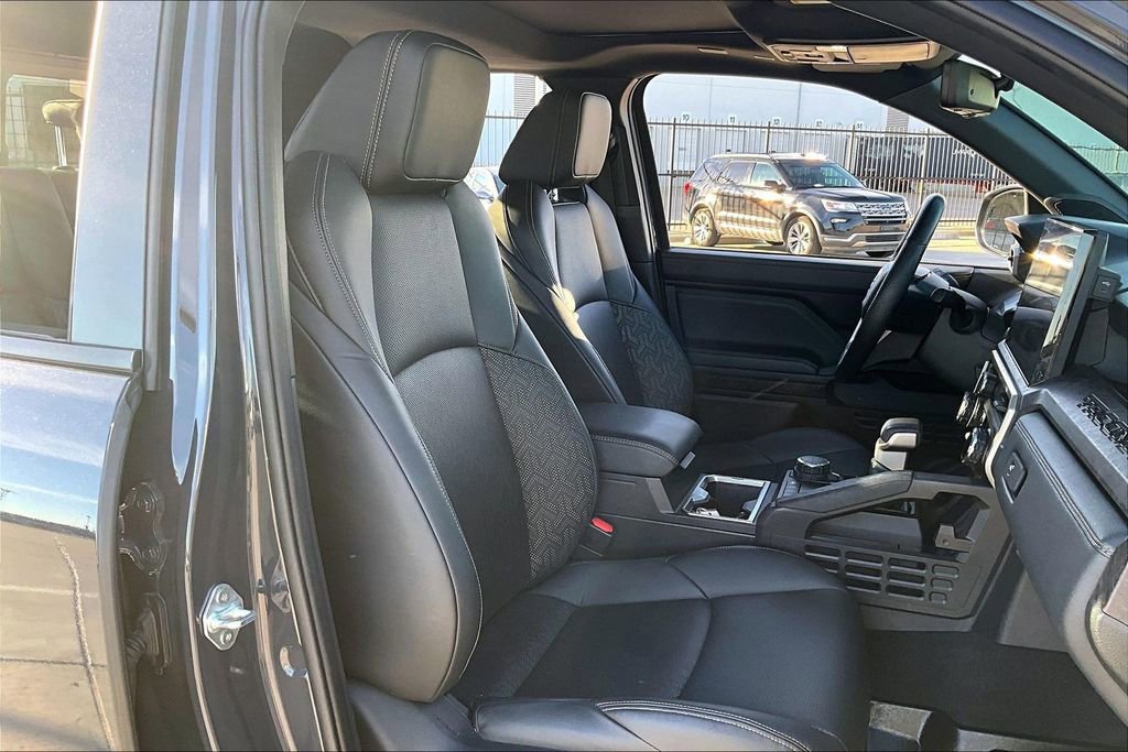 Used 2024 Toyota Tacoma Limited image 10