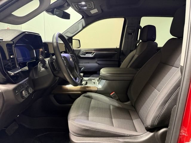 Used 2025 Chevrolet Silverado 1500 LT w/ Convenience Package II AWD/4WD image 11