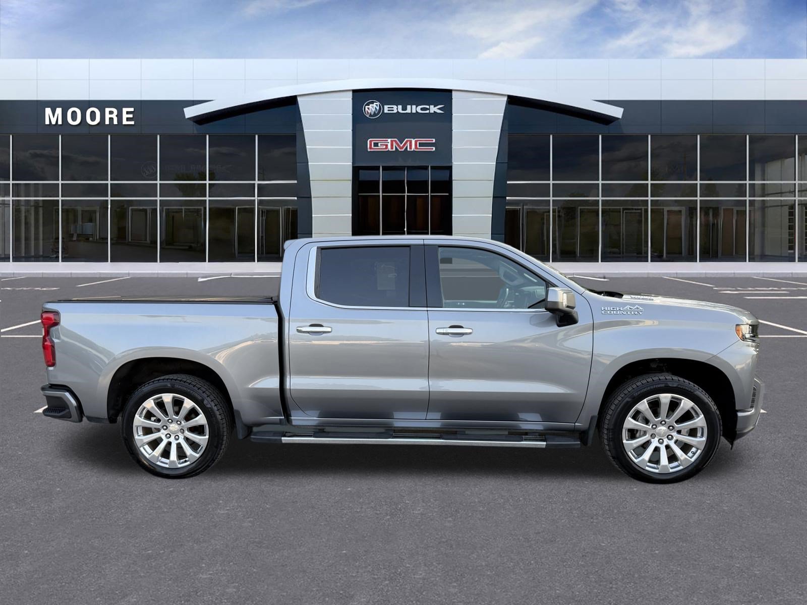 Used 2021 Chevrolet Silverado 1500 High Country w/ Technology Package AWD/4WD image 2