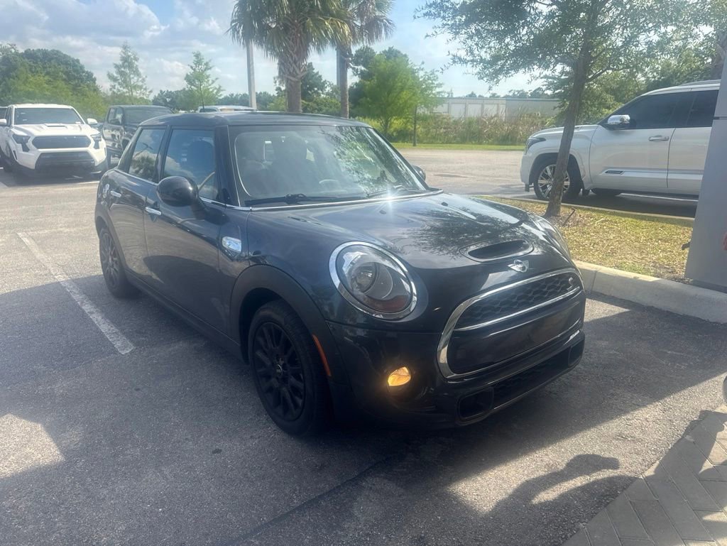 Used 2015 MINI Cooper S FWD image 2