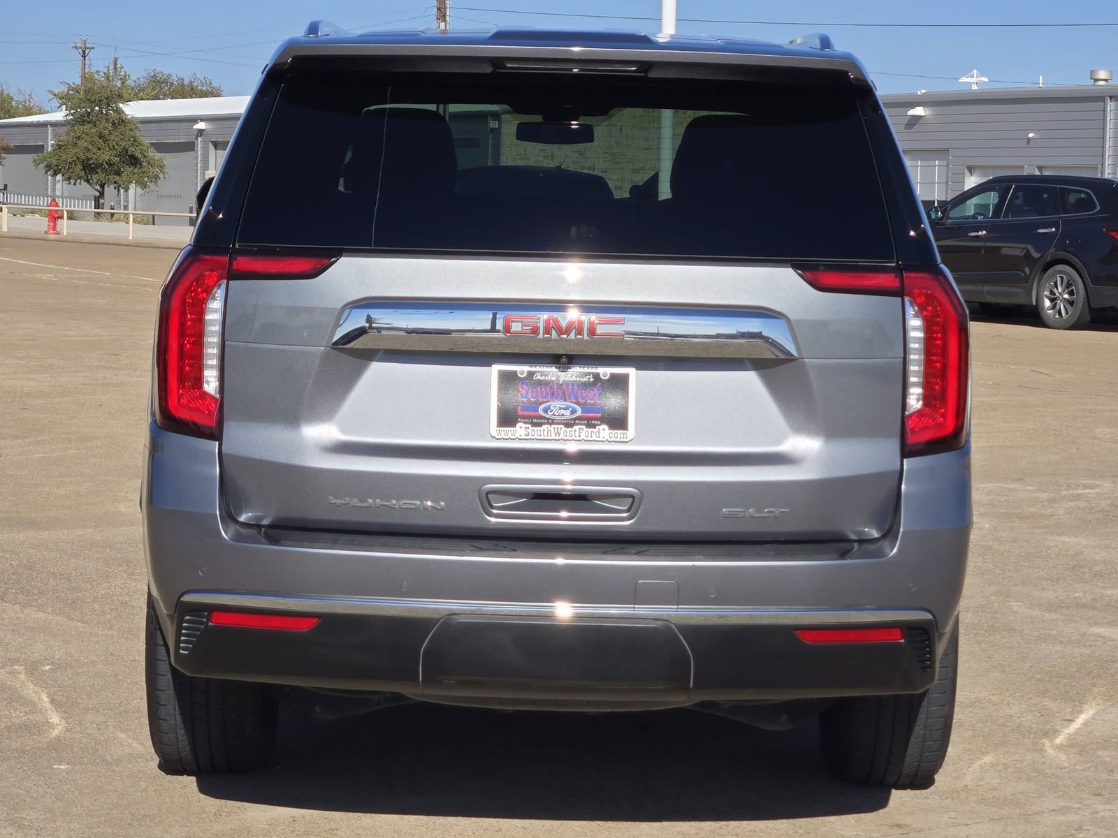 Used 2022 GMC Yukon SLT w/ SLT Luxury Package image 7