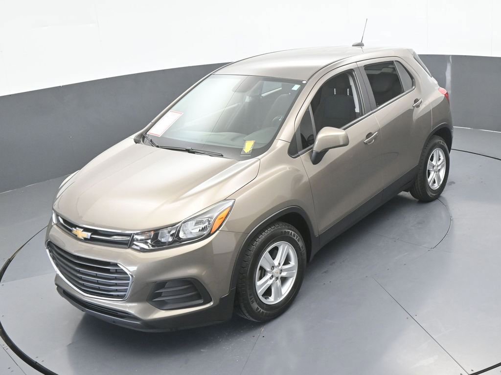 Used 2021 Chevrolet Trax LS w/ Tint and Cruise Package FWD image 44