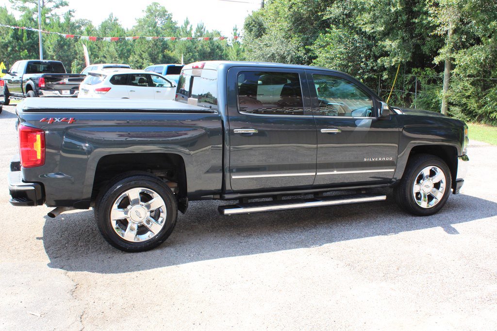 Used 2018 Chevrolet Silverado 1500 LTZ w/ Sport Package image 14