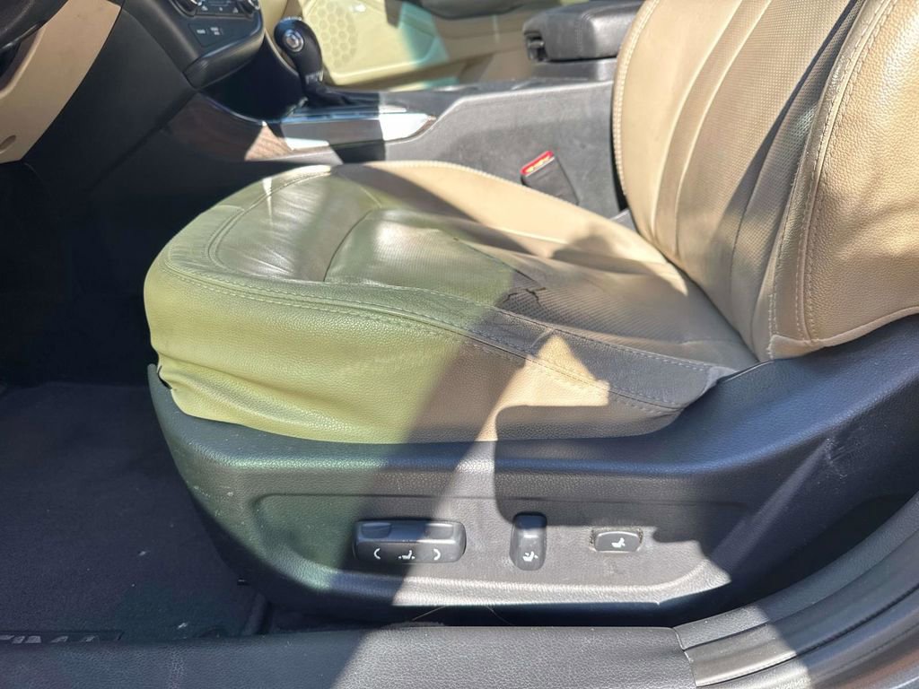 Used 2011 Kia Optima EX w/ Premium Pkg FWD image 18