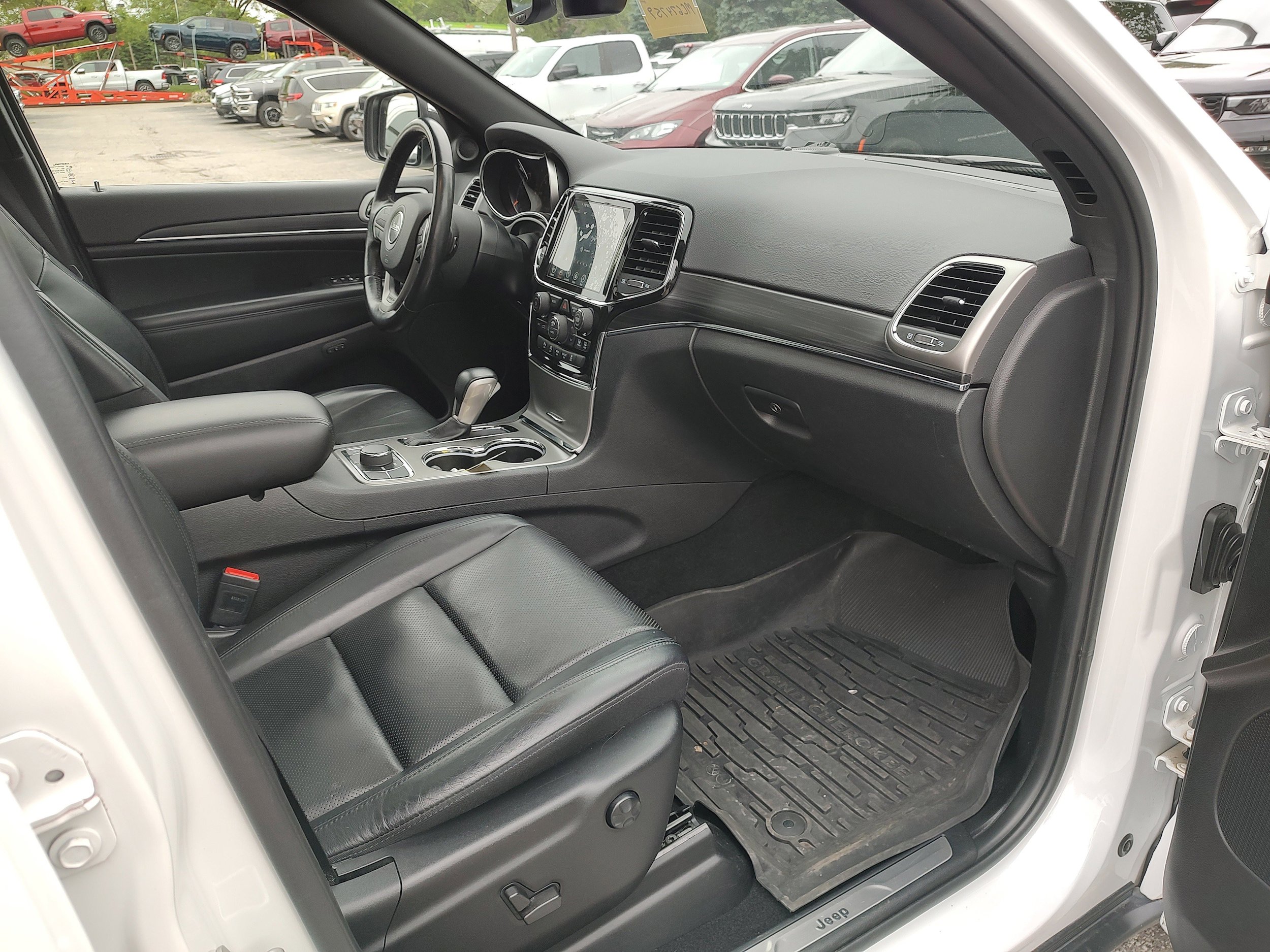 Used 2021 Jeep Grand Cherokee Limited w/ Luxury Group II AWD/4WD image 5