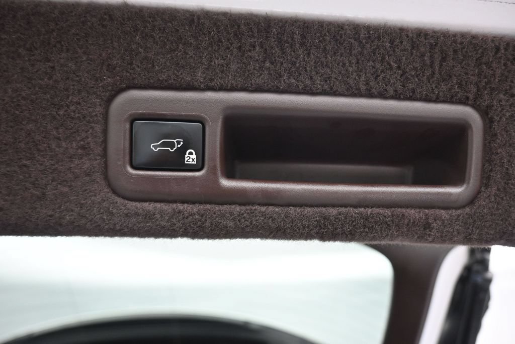 Used 2018 Lexus RX 450h AWD w/ Premium Package image 46