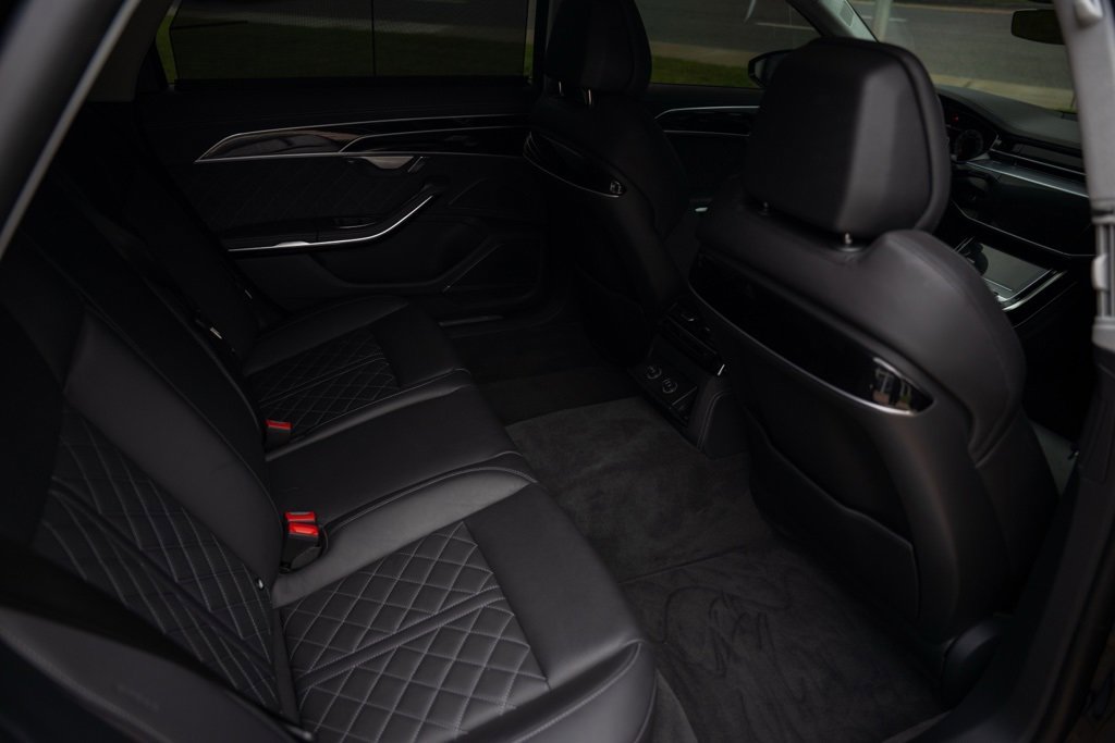 Used 2023 Audi S8 image 19