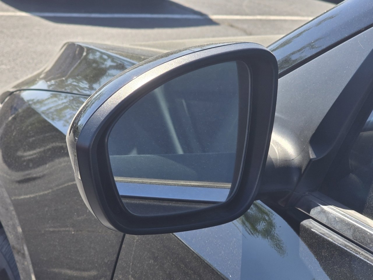 Used 2025 Nissan Sentra SV FWD image 21
