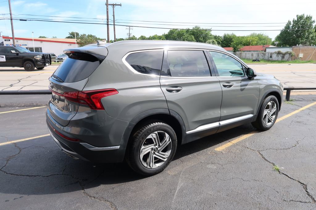 Used 2021 Hyundai Santa Fe SEL FWD image 4