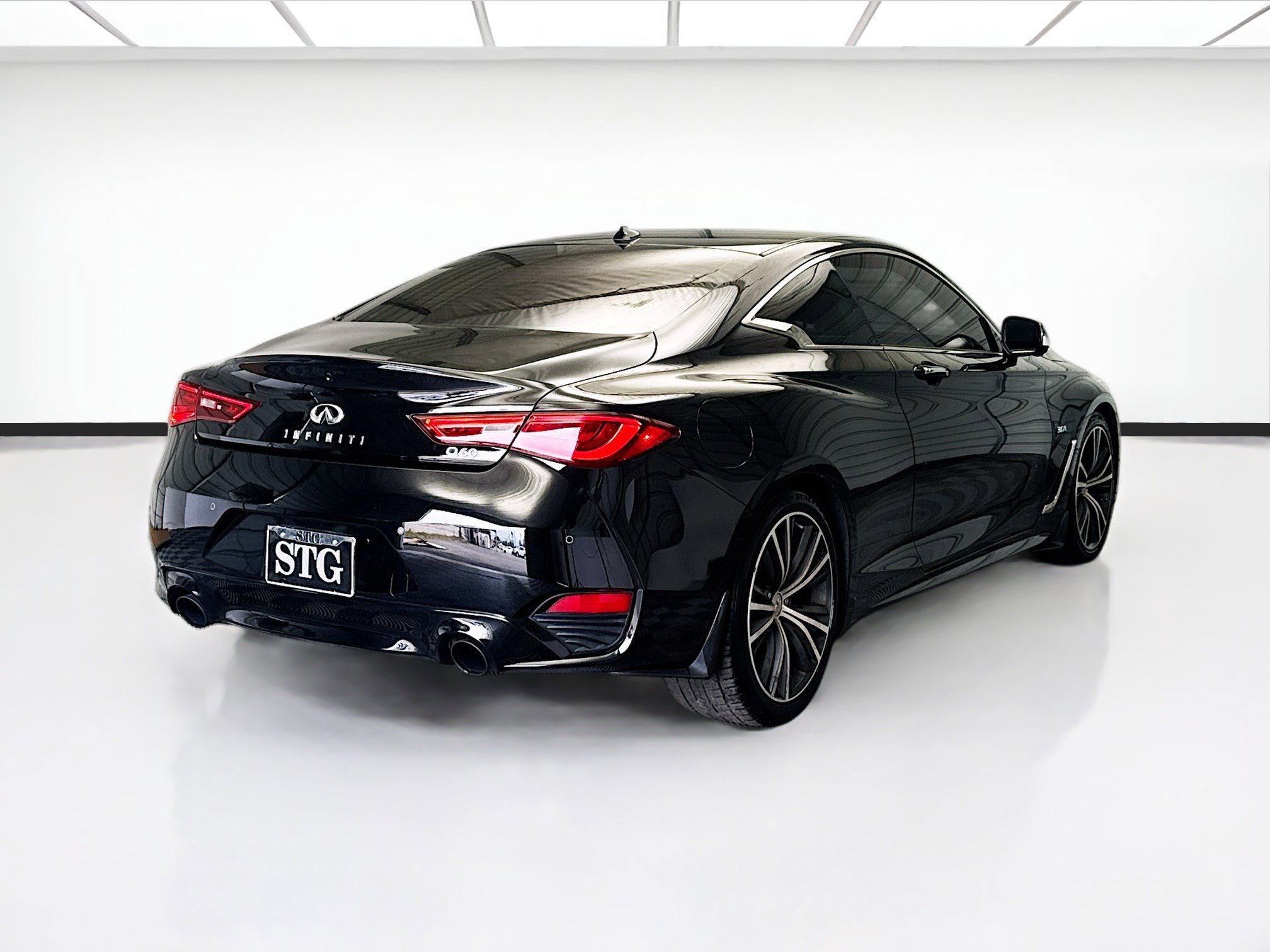 Used 2018 INFINITI Q60 3.0t Luxe w/ Sensory Package 3.0T Luxe image 4