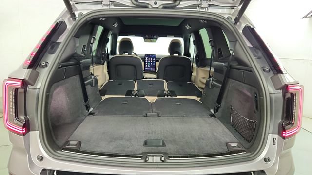 New 2026 Volvo EX90 Plus AWD/4WD image 42
