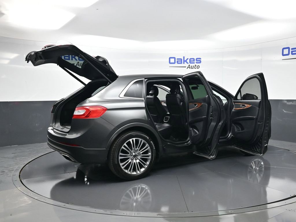 Used 2018 Lincoln MKX Reserve image 55