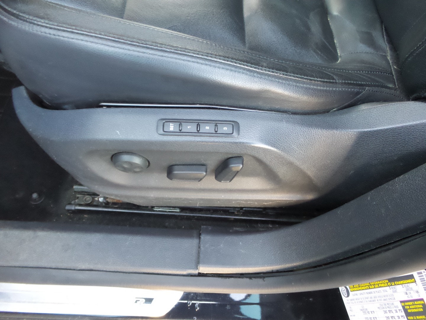 Used 2015 Volkswagen Tiguan R-Line FWD image 40