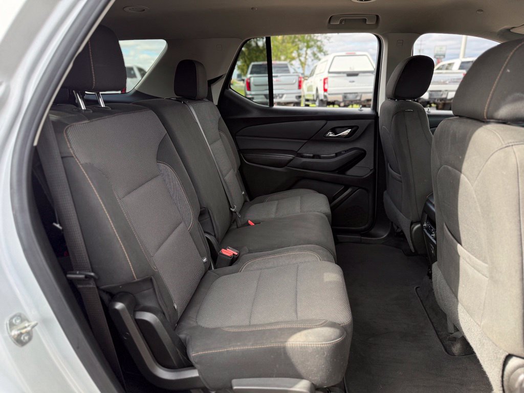 Used 2019 Chevrolet Traverse LS w/ LPO, Blackout Package FWD image 13