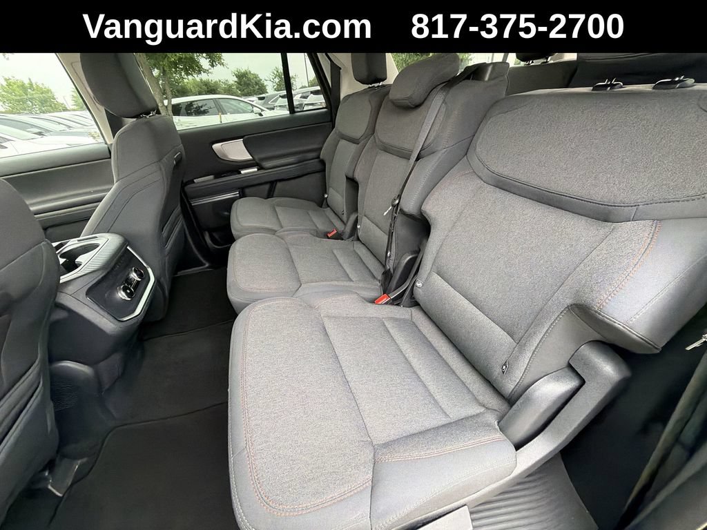 Used 2025 Ford Expedition Max Active RWD image 27