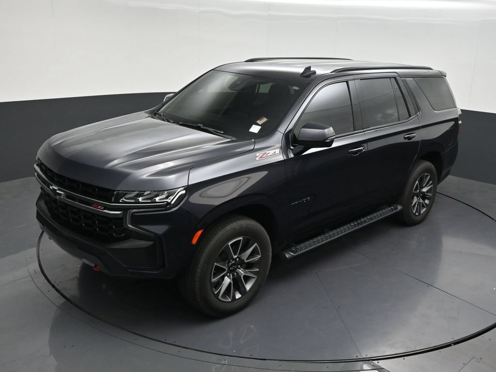 Used 2022 Chevrolet Tahoe Z71 w/ Luxury Package AWD/4WD image 17