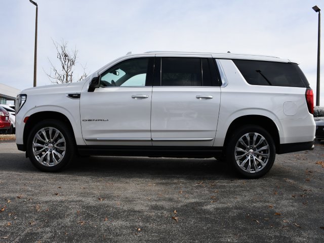 Used 2021 GMC Yukon XL Denali image 4