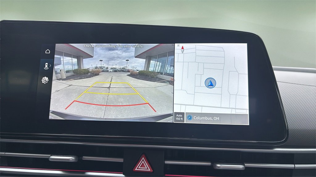 Certified 2024 Hyundai Elantra SEL image 21