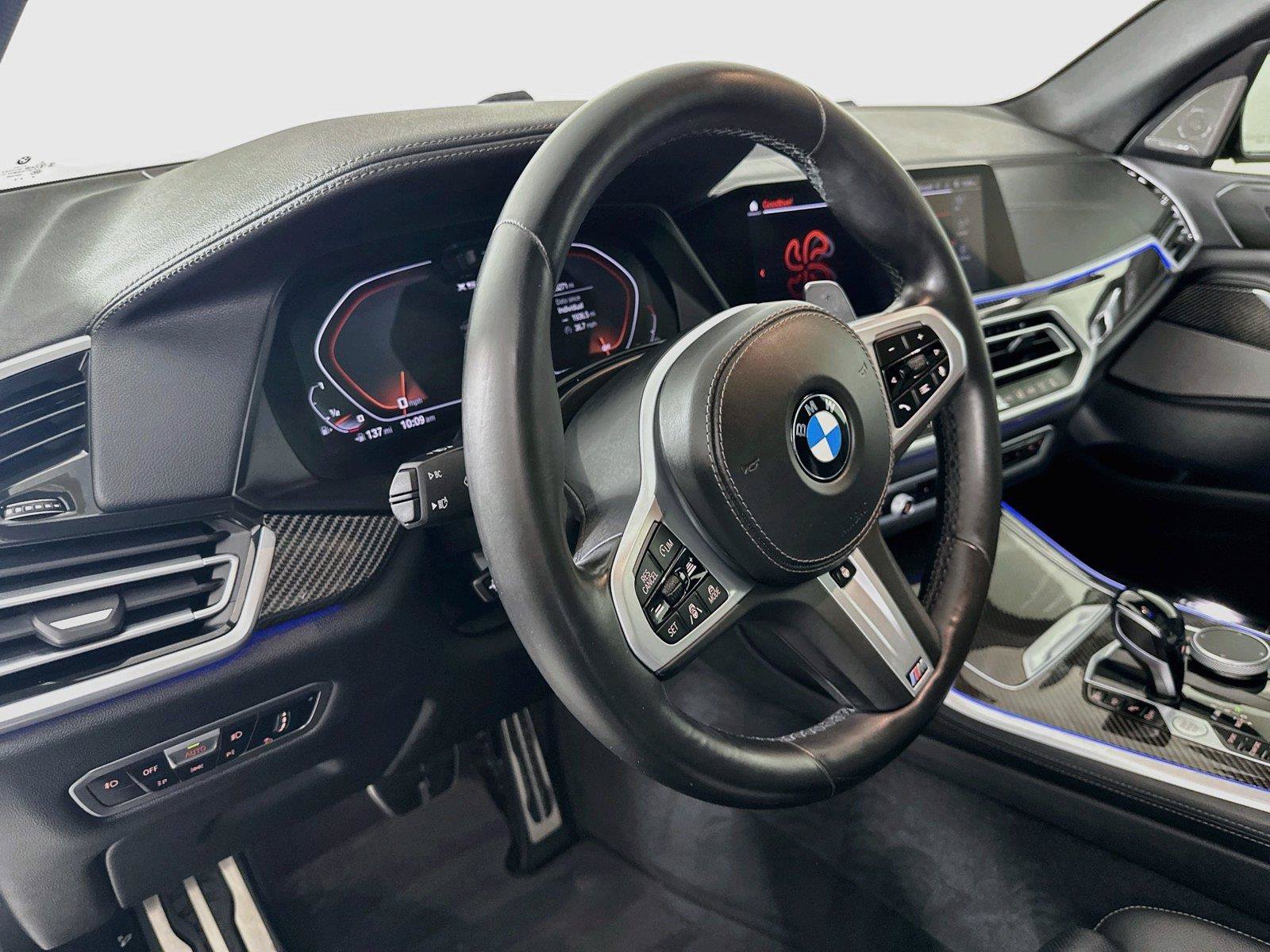 Used 2021 BMW X5 M50i AWD/4WD image 25