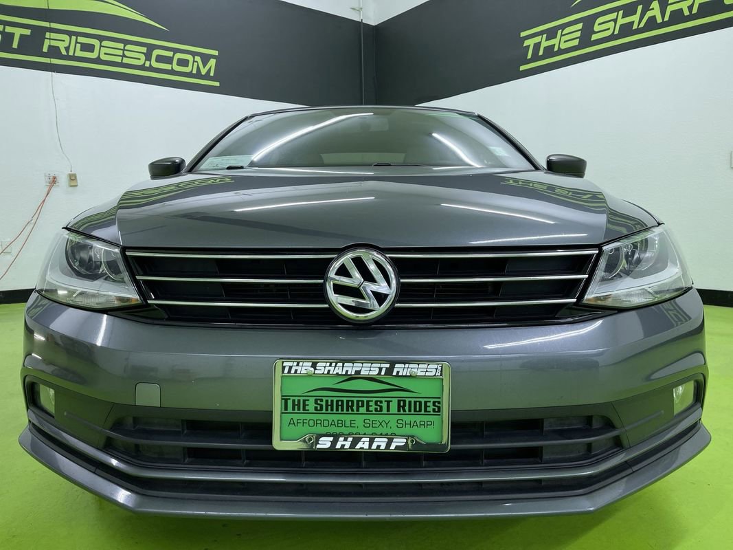 Used 2016 Volkswagen Jetta Sport image 3