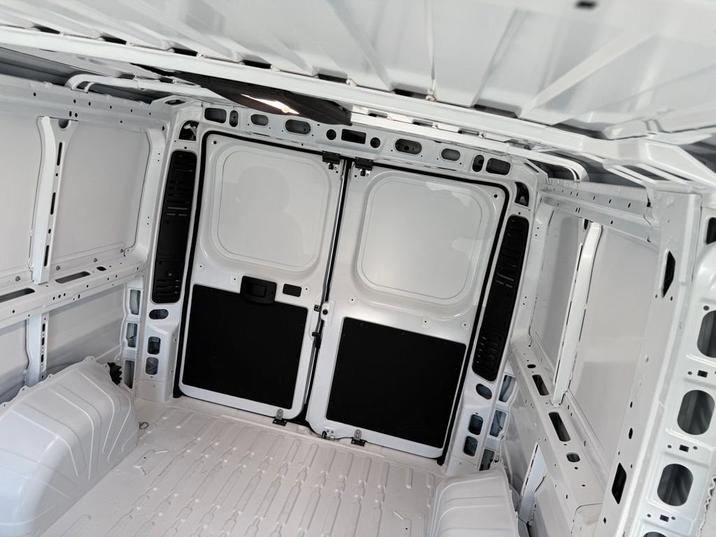 New 2026 RAM ProMaster 2500 w/ Convenience Group FWD image 25