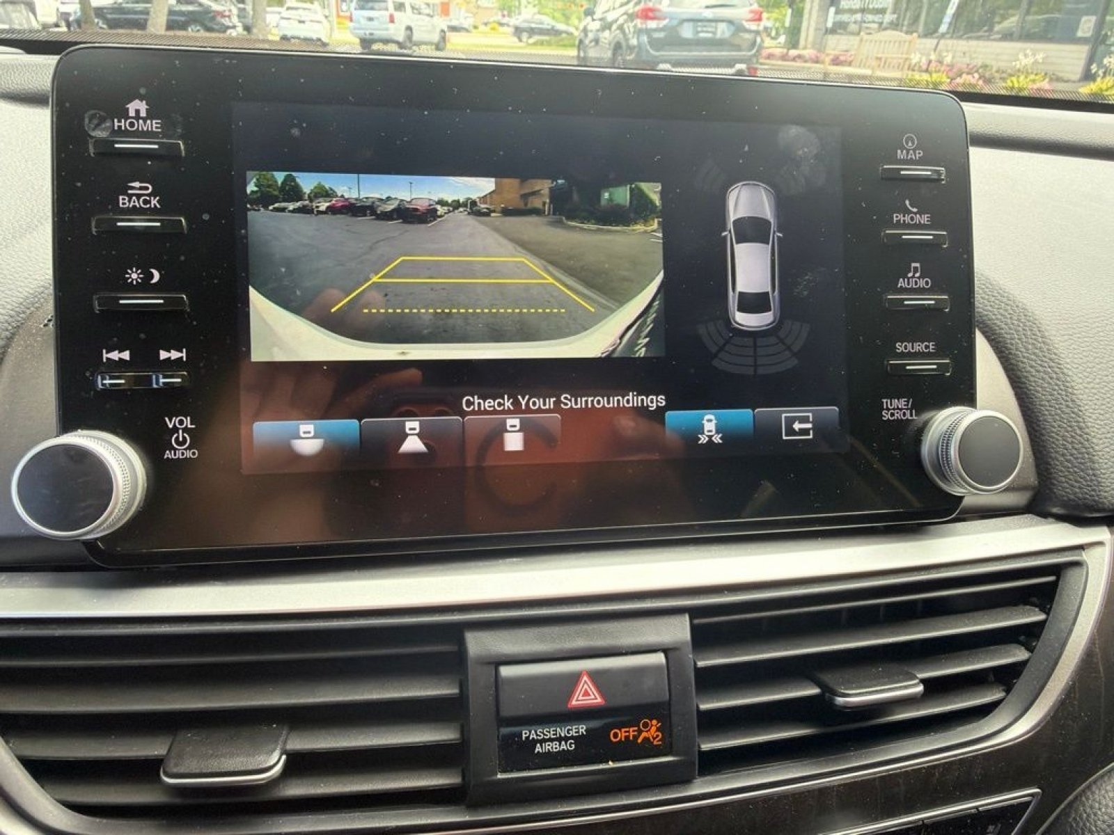 Used 2020 Honda Accord Touring image 19