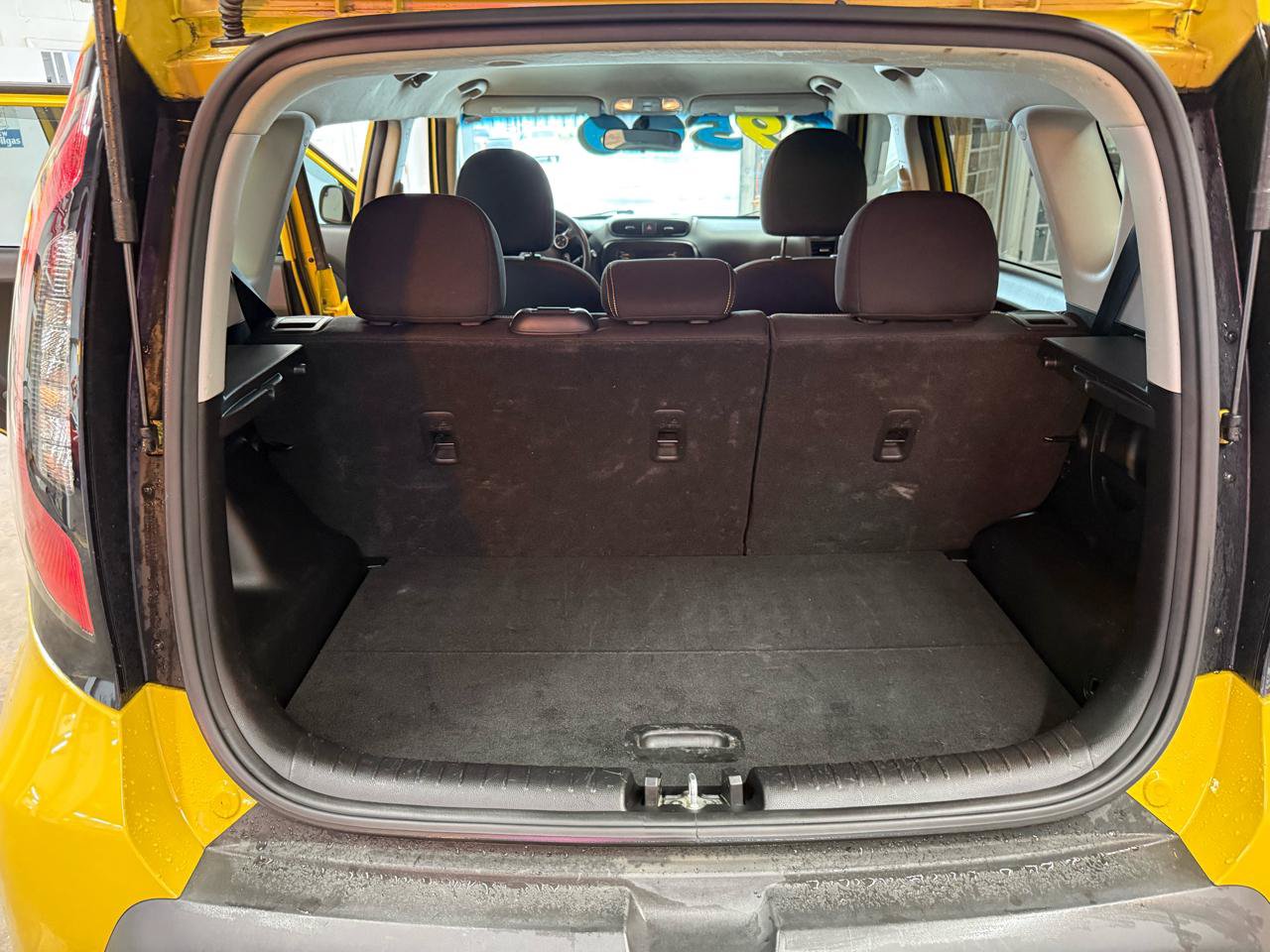Used 2014 Kia Soul + FWD image 19