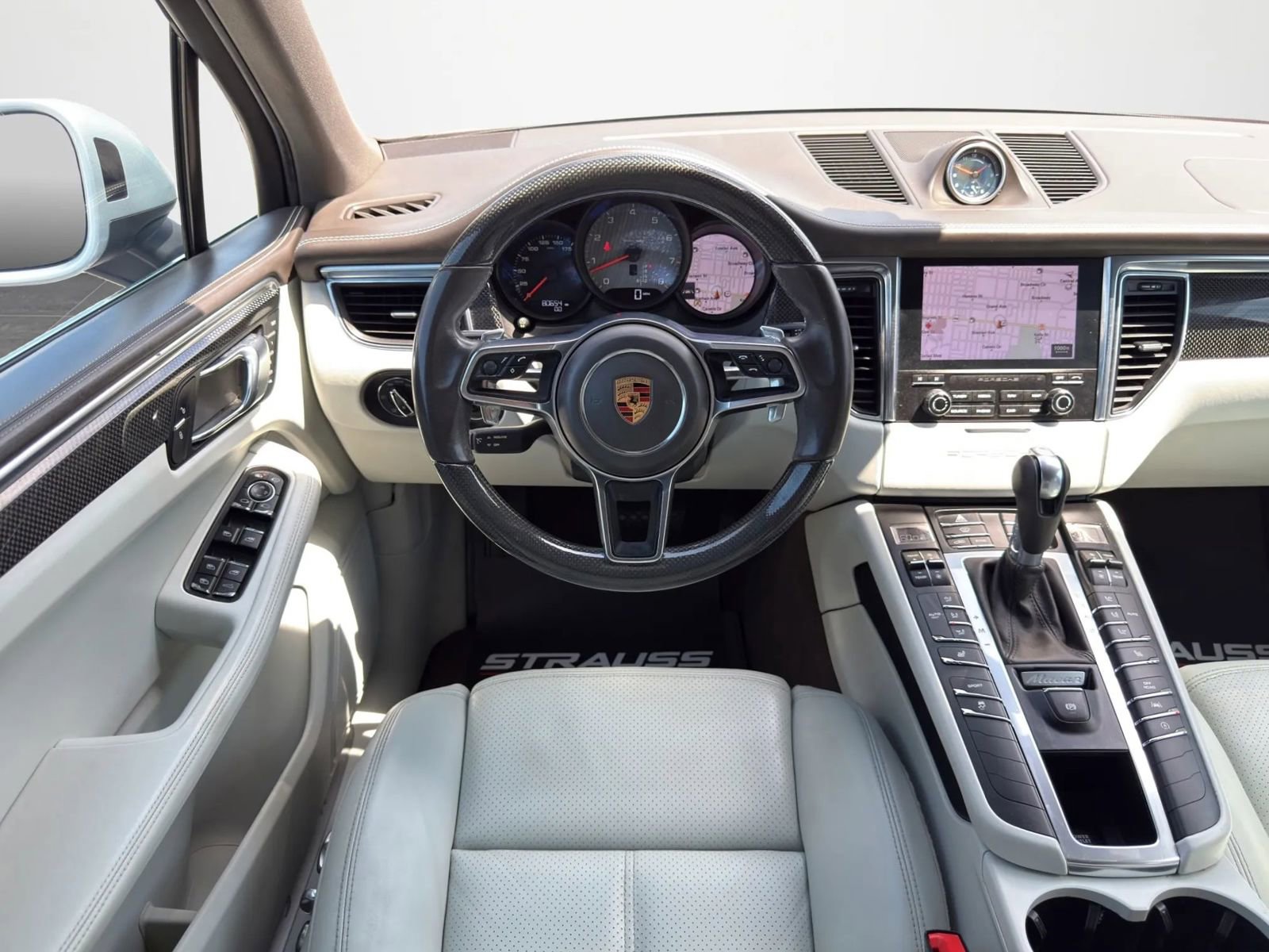 Used 2018 Porsche Macan S image 15