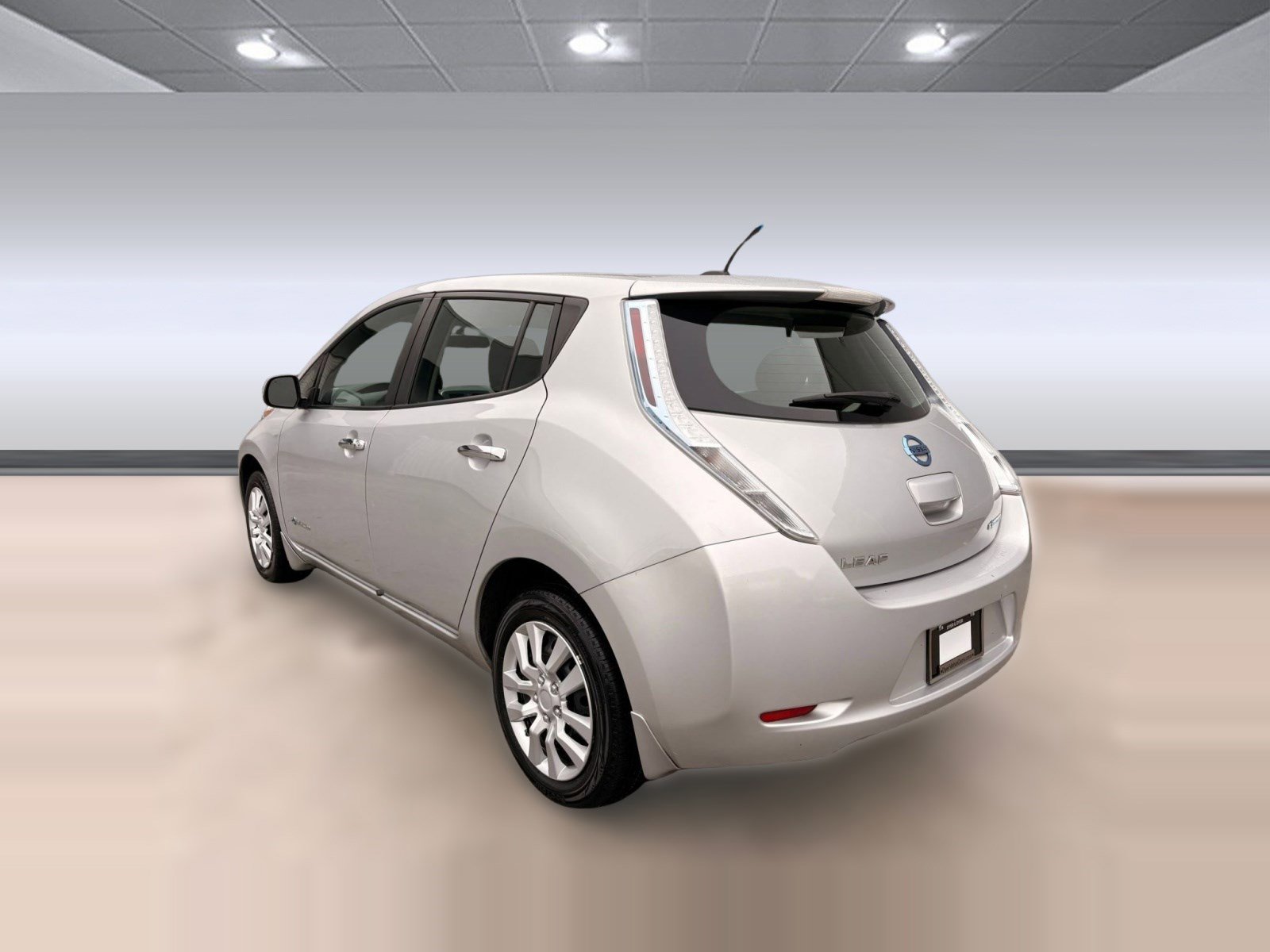 Used 2013 Nissan Leaf S image 3