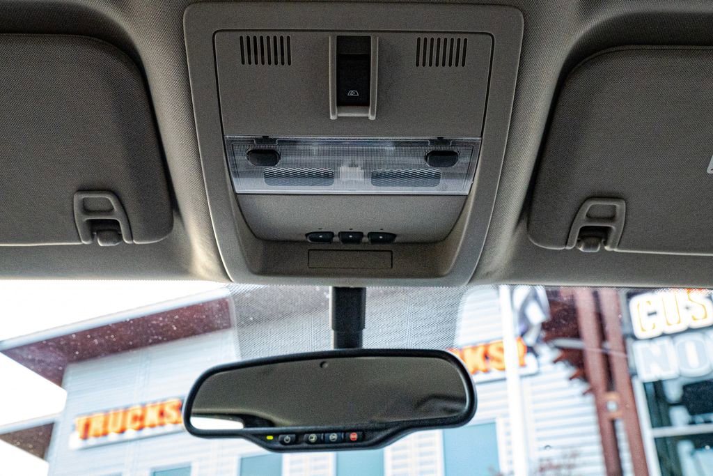 Used 2014 GMC Sierra 3500 SLT image 16