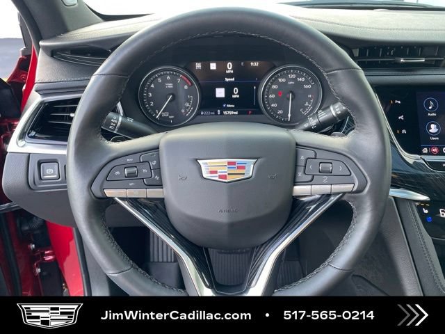 Certified 2025 Cadillac XT6 Premium Luxury w/ Technology Package AWD/4WD image 32