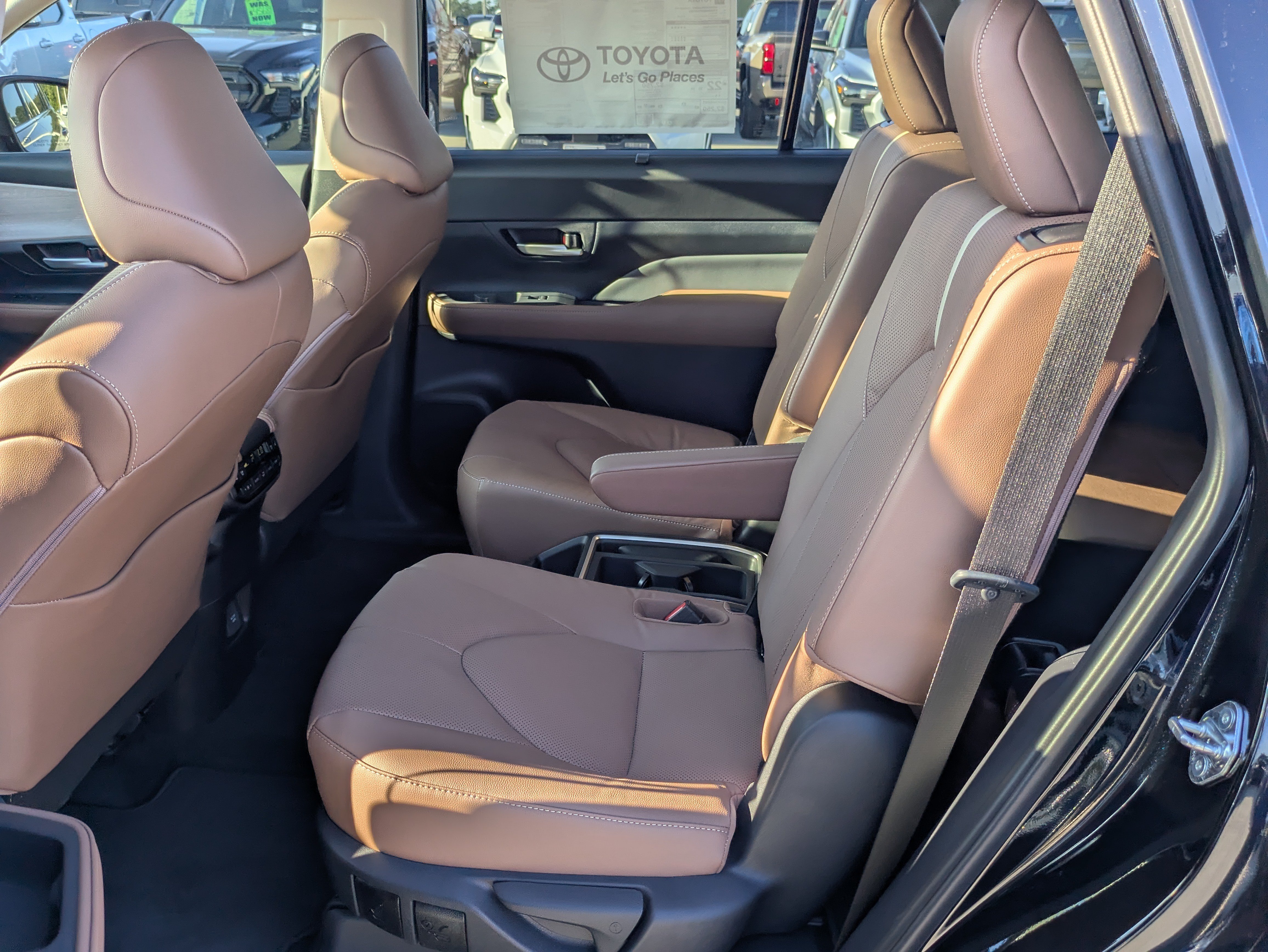 New 2026 Toyota Grand Highlander AWD image 13