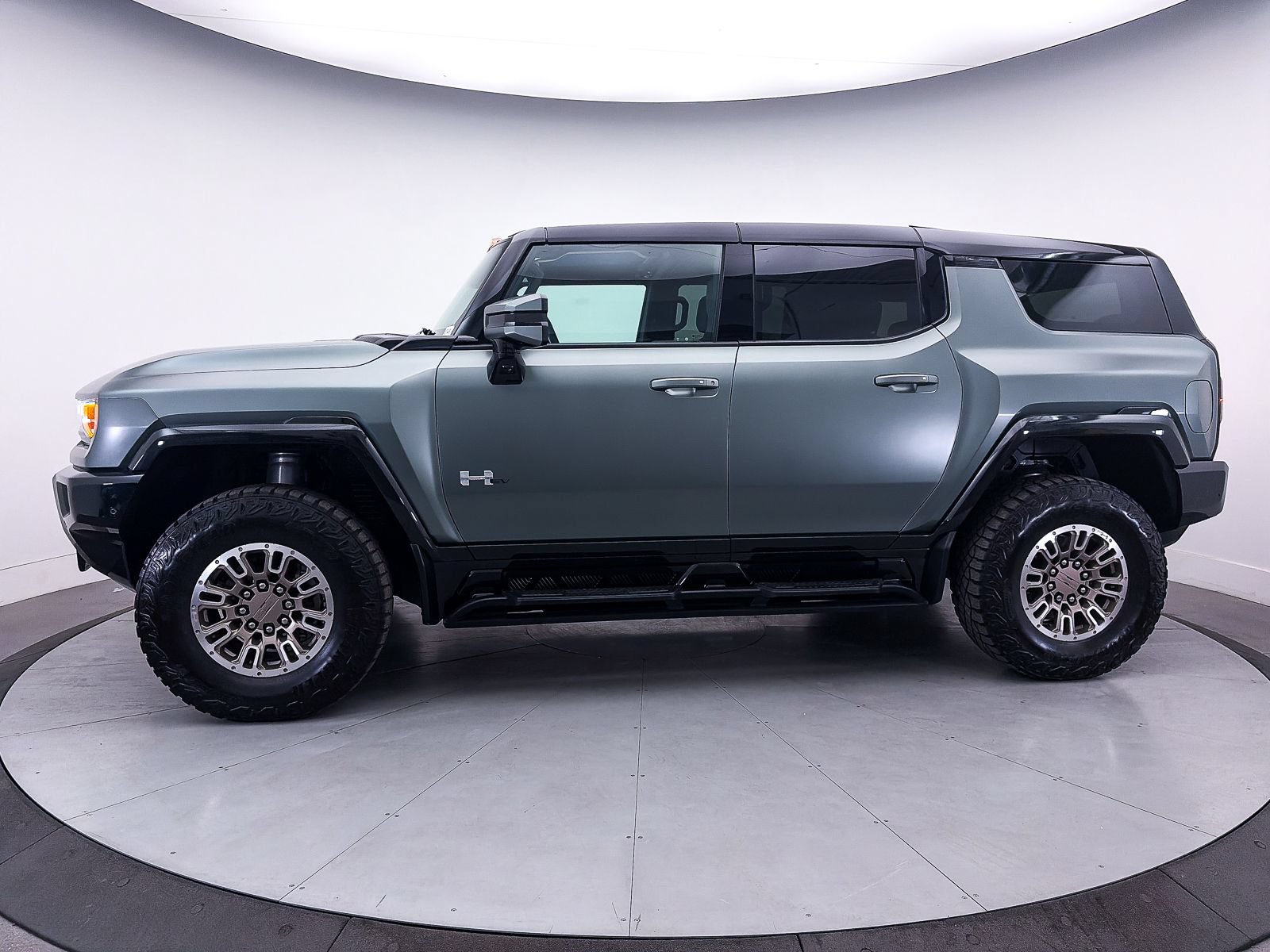Used 2024 GMC Hummer EV 3X w/ Extreme Off-Road Package AWD/4WD image 44