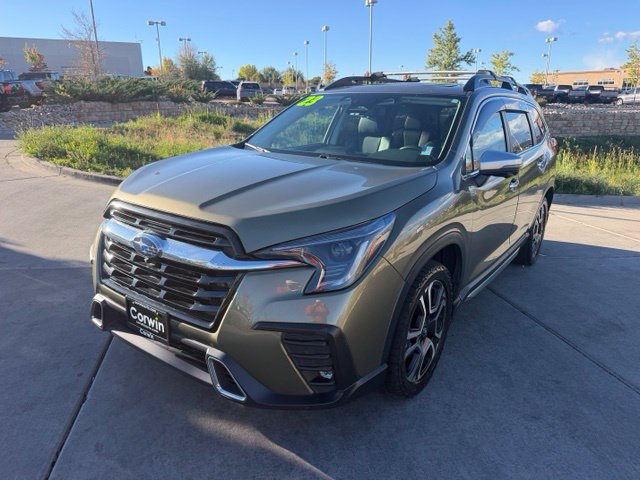 Used 2023 Subaru Ascent Touring AWD/4WD image 3