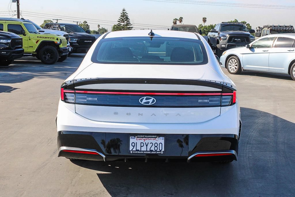 Used 2024 Hyundai Sonata SEL FWD image 8