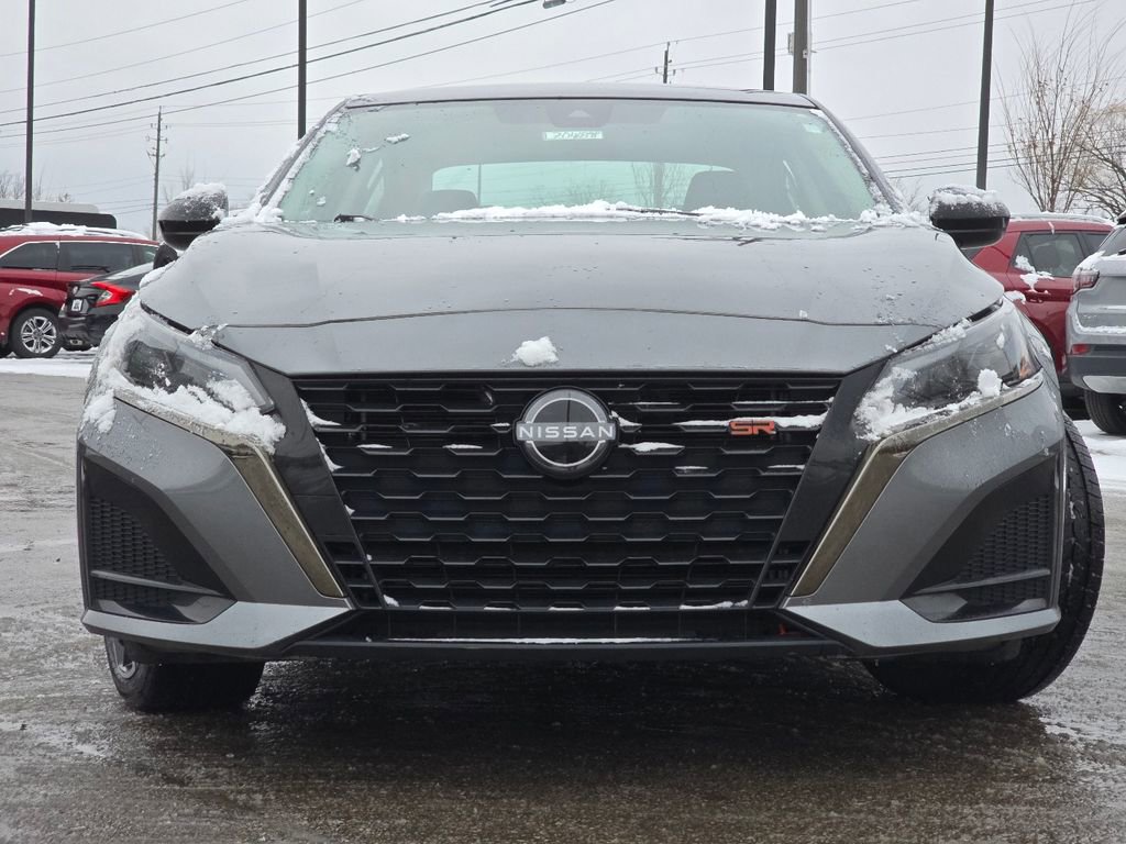 Used 2024 Nissan Altima 2.5 SR image 9
